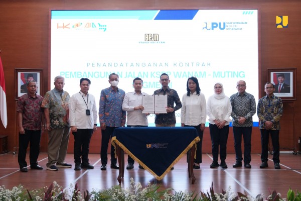 Kementerian PU Tandatangani Kontrak Pembangunan Jalan KSPP Wanam–Muting Segmen II, Dukung Konektivit
