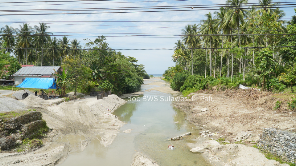 Dukung Kelancaran Mudik, Mitigasi Sungai Dilakukan di Jalur Trans Sulawesi Parigi-Poso