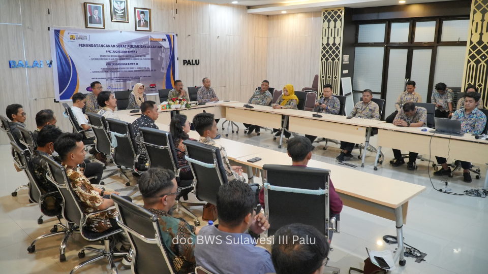 Penandatanganan Surat Perjanjian Kerjasama Pekerjaan Rehabilitasi dan Pebangunan Jaringan Irigasi dan Saluran Pengaman D.I. Lambunu dan D.I. Gumbasa
