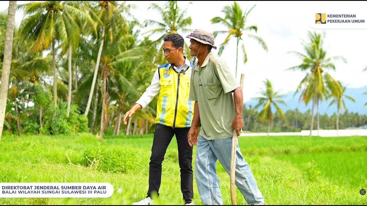 Petugas Pintu Air Daerah Irigasi Gumbasa